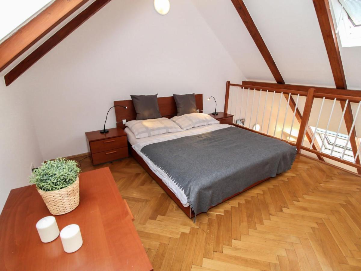 Apartment O21 By Interhome Prague Extérieur photo