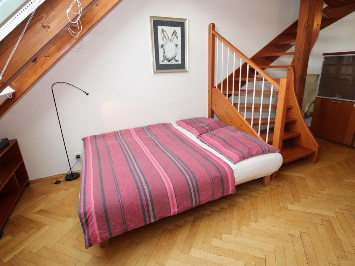 Apartment O21 By Interhome Prague Extérieur photo